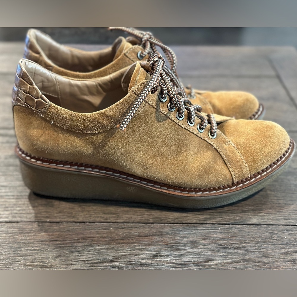 B Makowsky Carter Brown Suede Lace-up Oxford Shoes Womens 9.5‎ M Leather Wedge